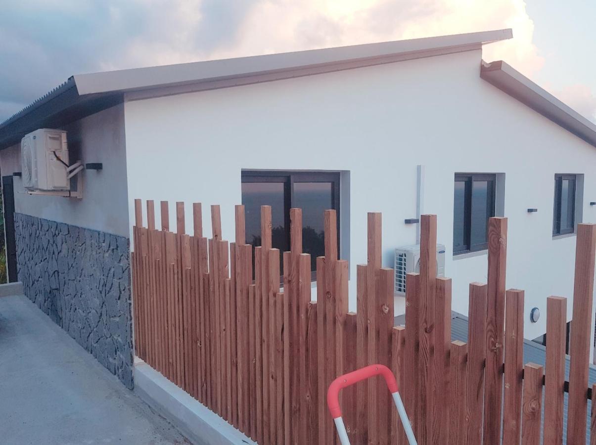 Вилла Lilie Location Manapany 4 Etoiles Петит-Иль Экстерьер фото